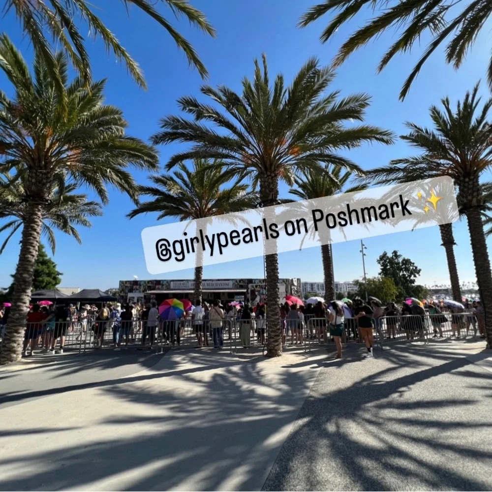 Taylor Swift Eras Tour Hoodie Sweater Official Merch NEW - Picture 17 of 17